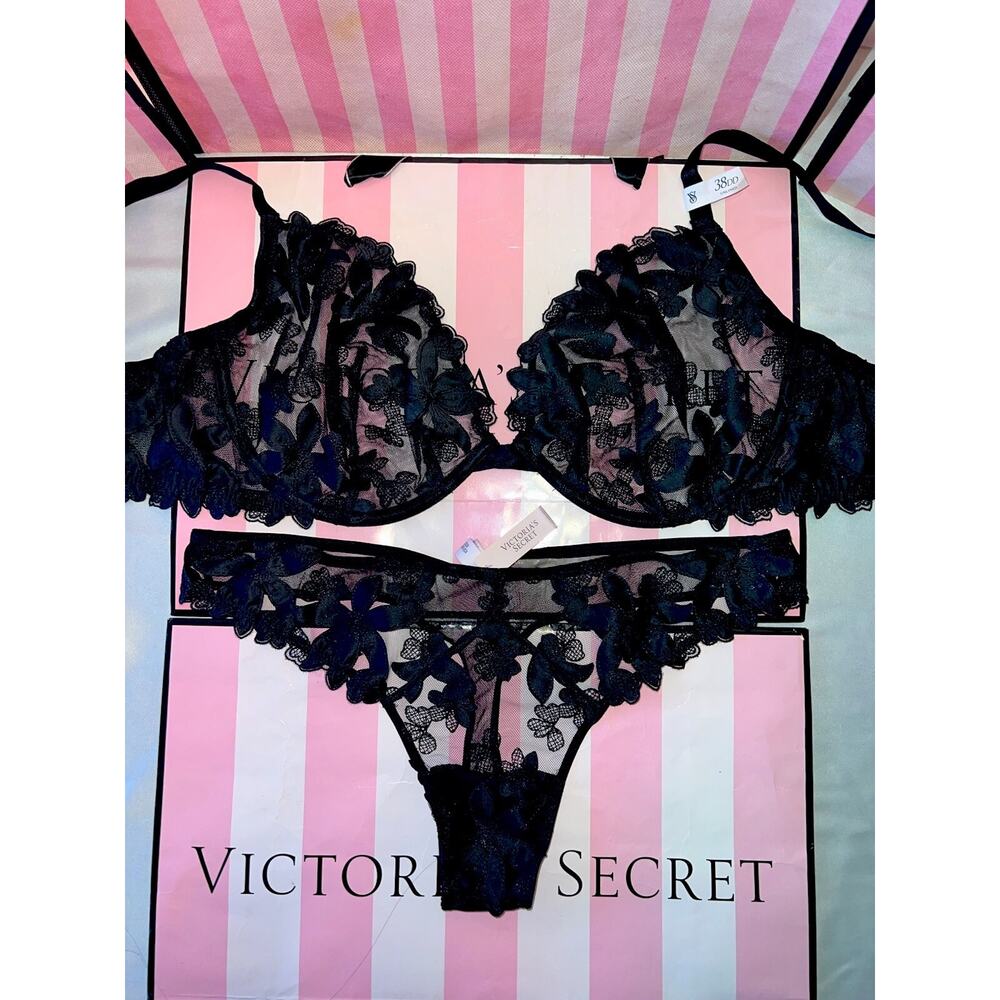 Victoria's Secret Bra Very Sexy W/Thong 36C/Large Solid Black